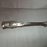 Silver metal sugar pinch