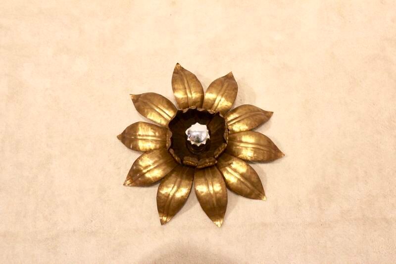 Brass flower ceiling light