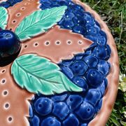 Illusion pie dish blueberry pie