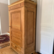 Petite armoire parisienne "bonnetière"