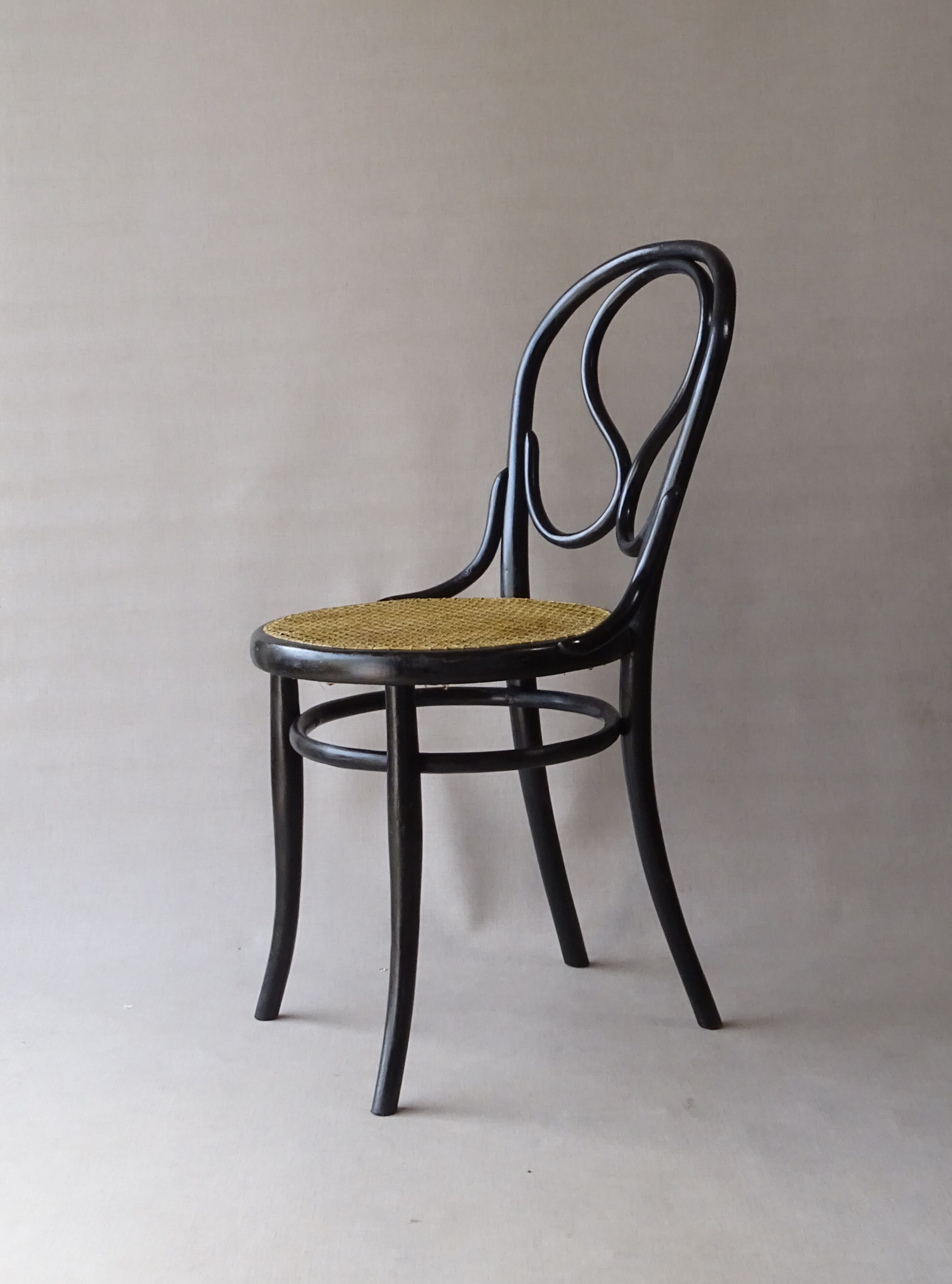 Fauuse pair of chairs n°20"omega" of thonet and lebrun, around 1880