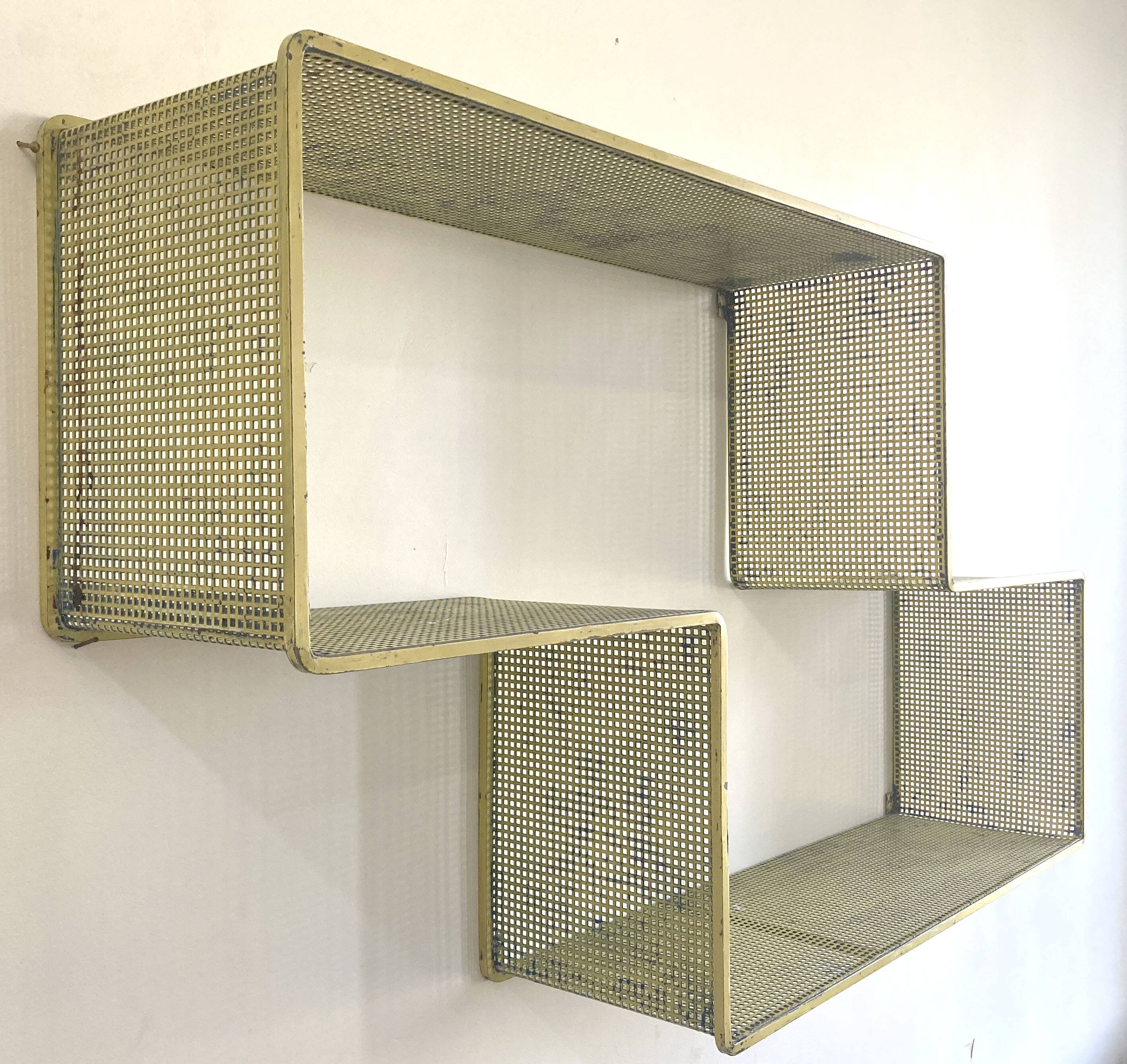 Etagère « Dedal » Mathieu Matégot / vintage 1950 / Jaune