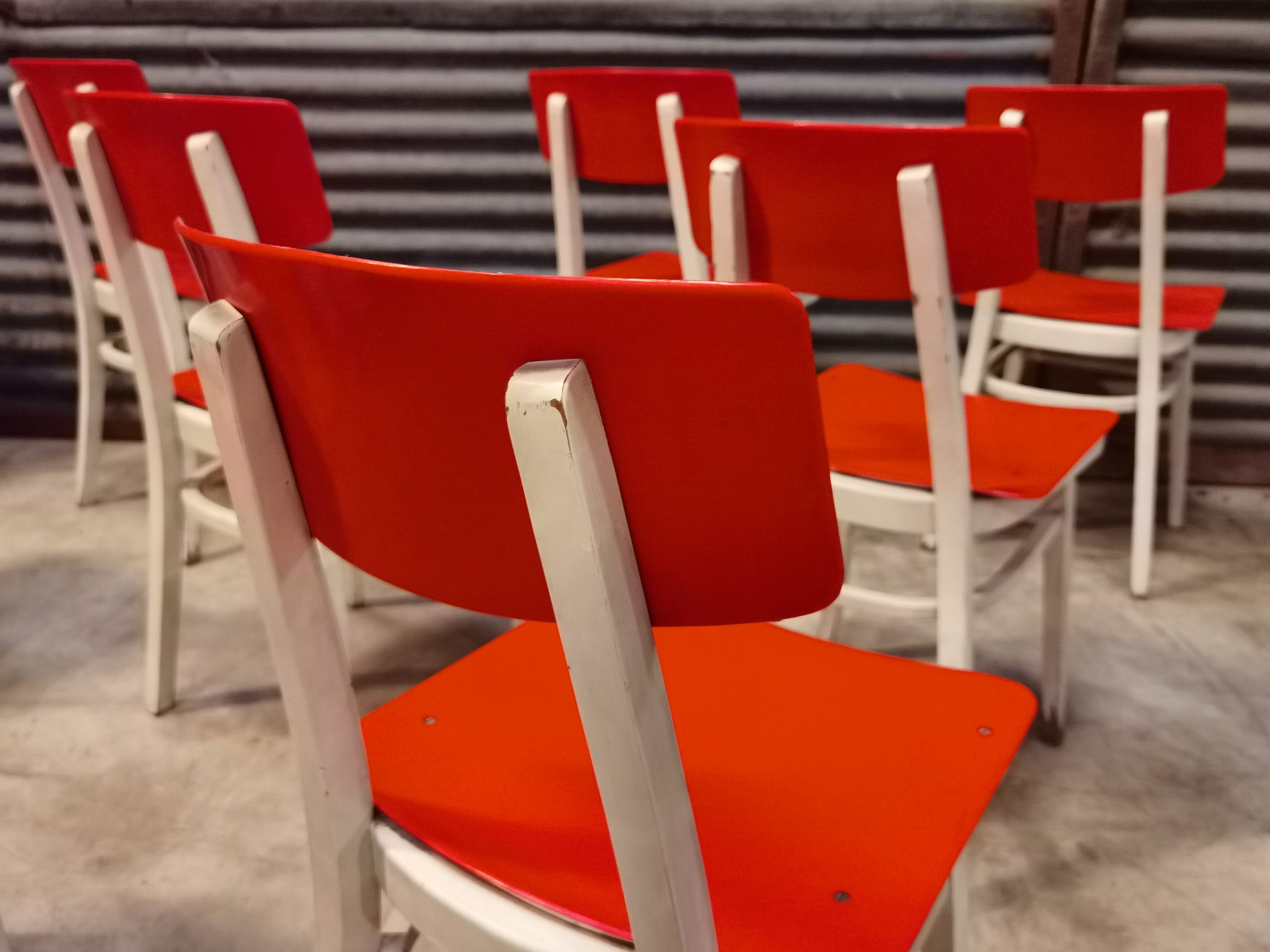 Lot de 11 chaises Ton