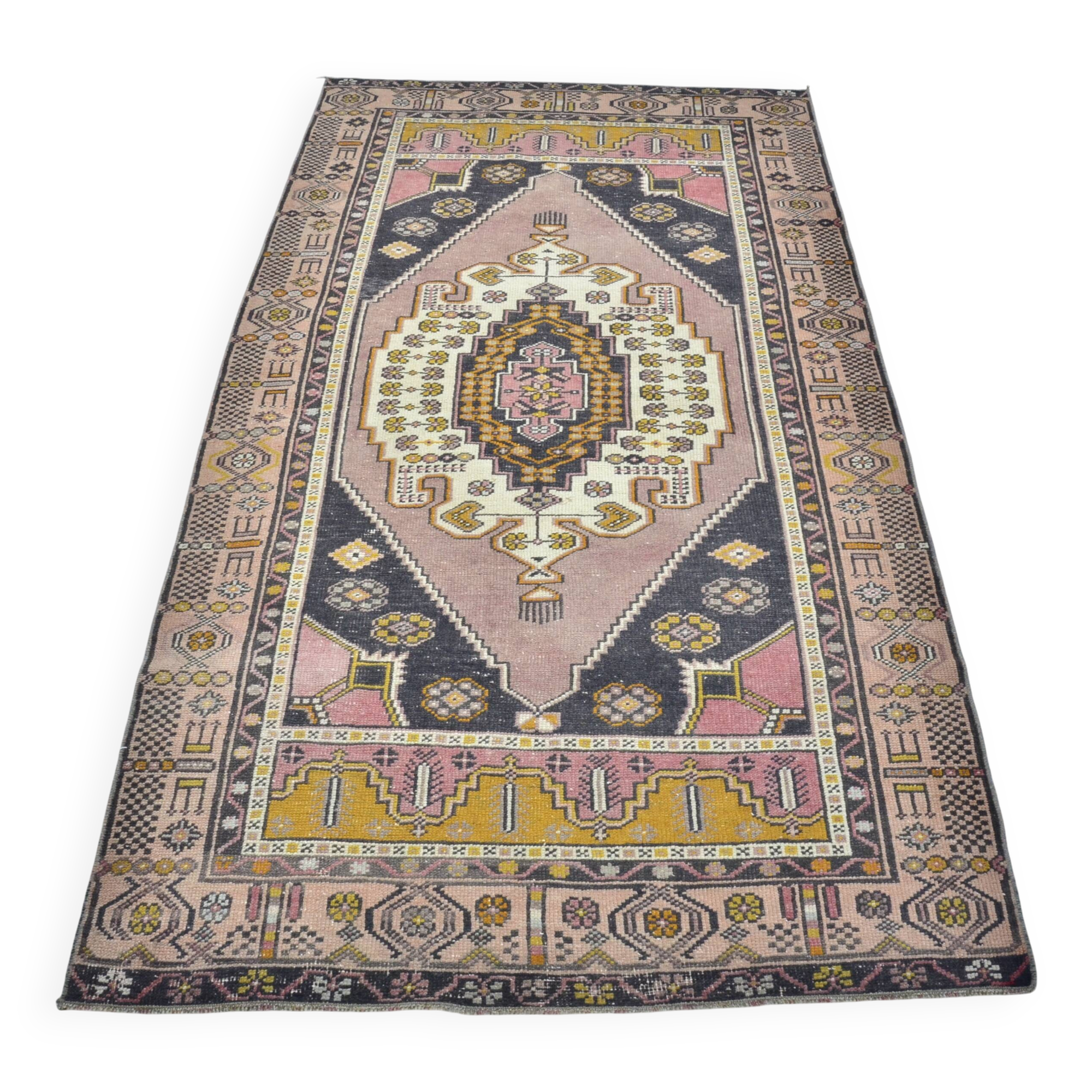 Anatolian Kurdish Neutral Carpet sku 3282