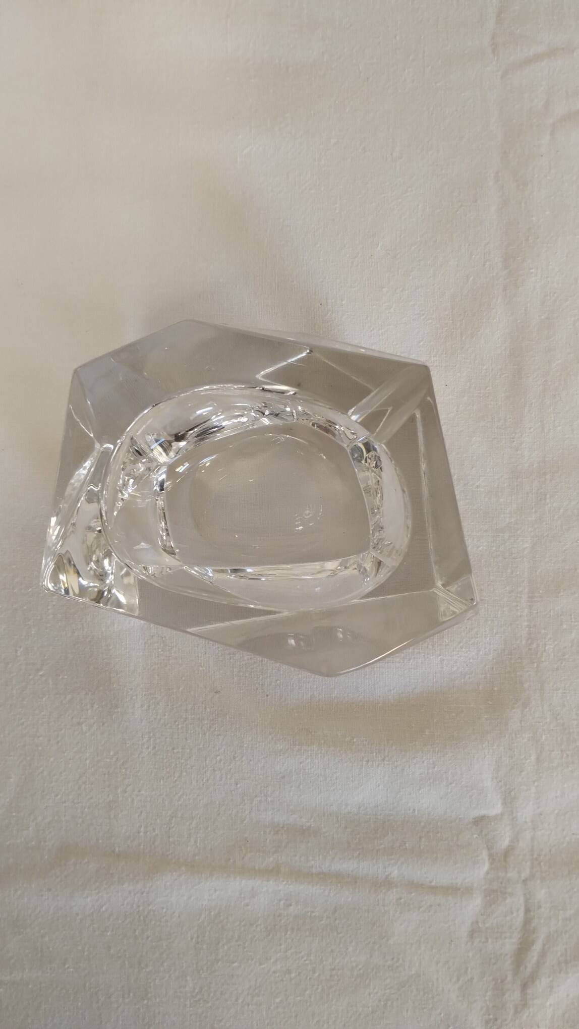 Crystal ashtray signed Daum