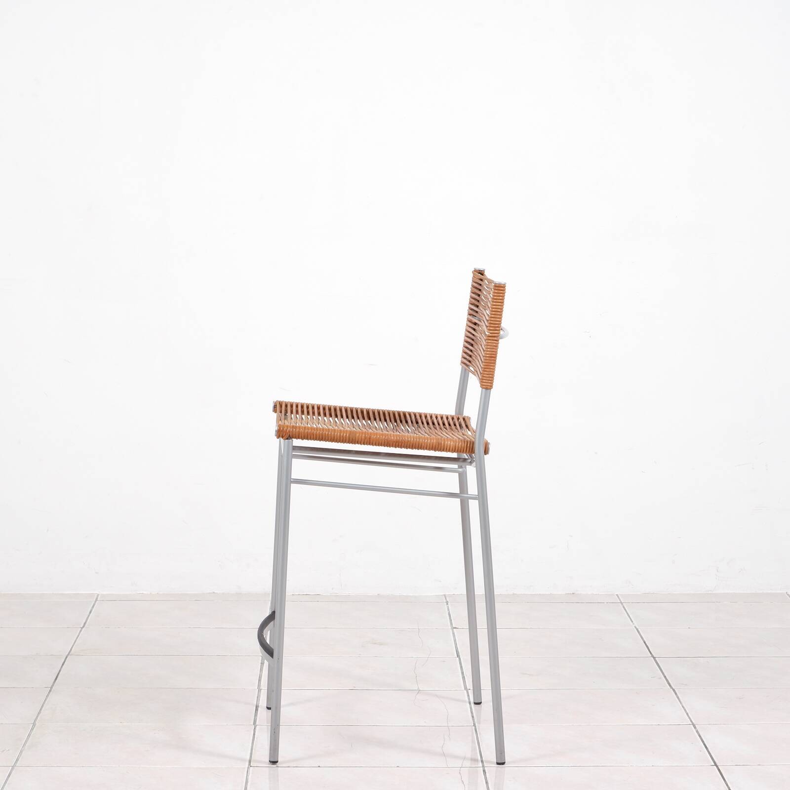 „Miss B“ steel lacquered aluminium bar stool by Tito Agnoli