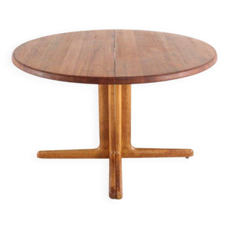 Round 2x extendable round dining table 'Hobro'