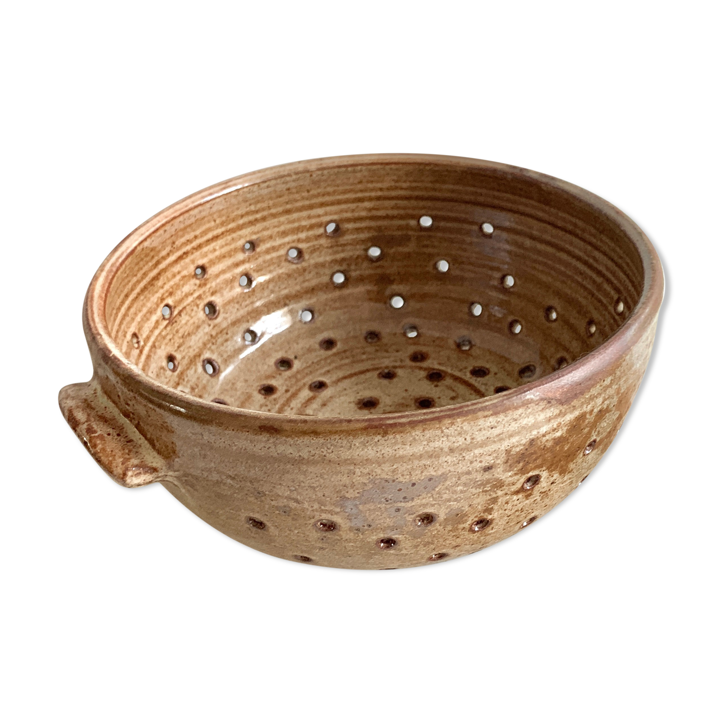 Sandstone strainer