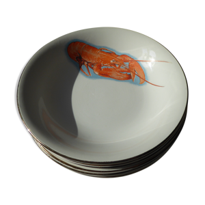 Huit assiettes creuses