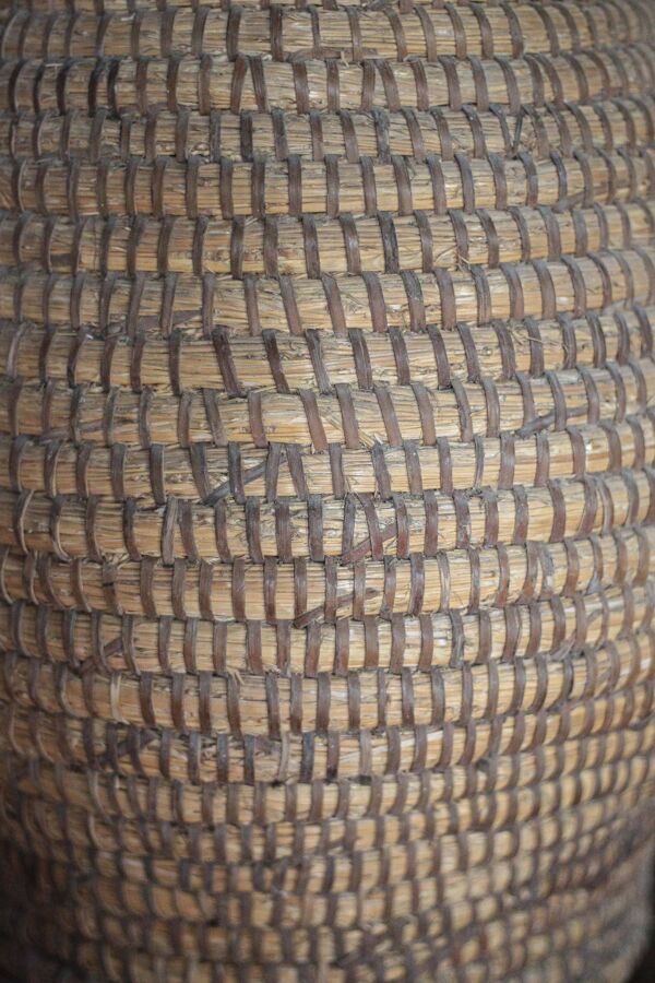 Panier ancien avec couvercle, bourgne paille et ronce, panier tressé, décor