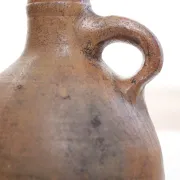 Jarre en pierre émaillée au sel du XVIIe siècle