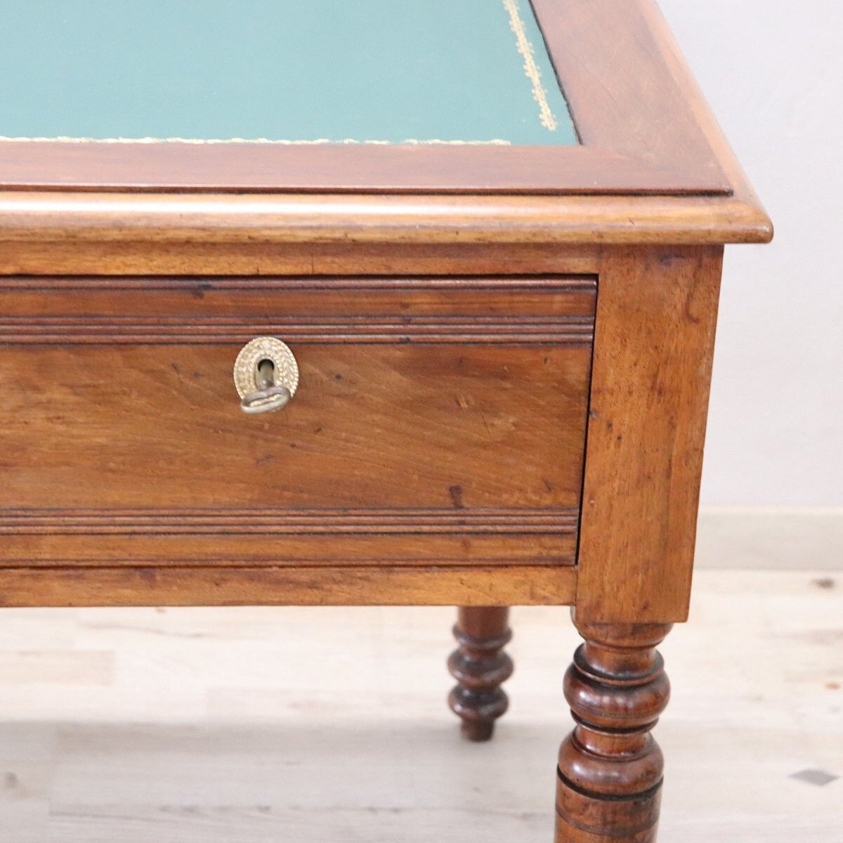 Antique Desk In Walnut, Italy Mid 19th Century, Restored