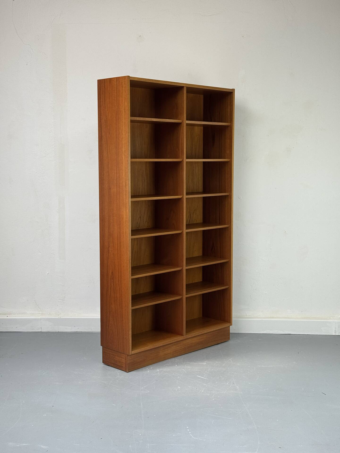 Large Vintage Teak Bookcase by Carlo Jensen for Hundevad & Co., 1960s