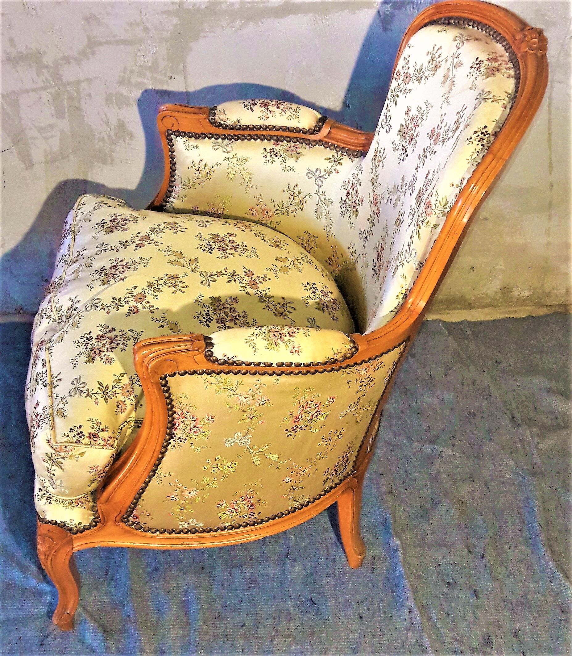 Pair of Louis XV-style shepherdess chairs