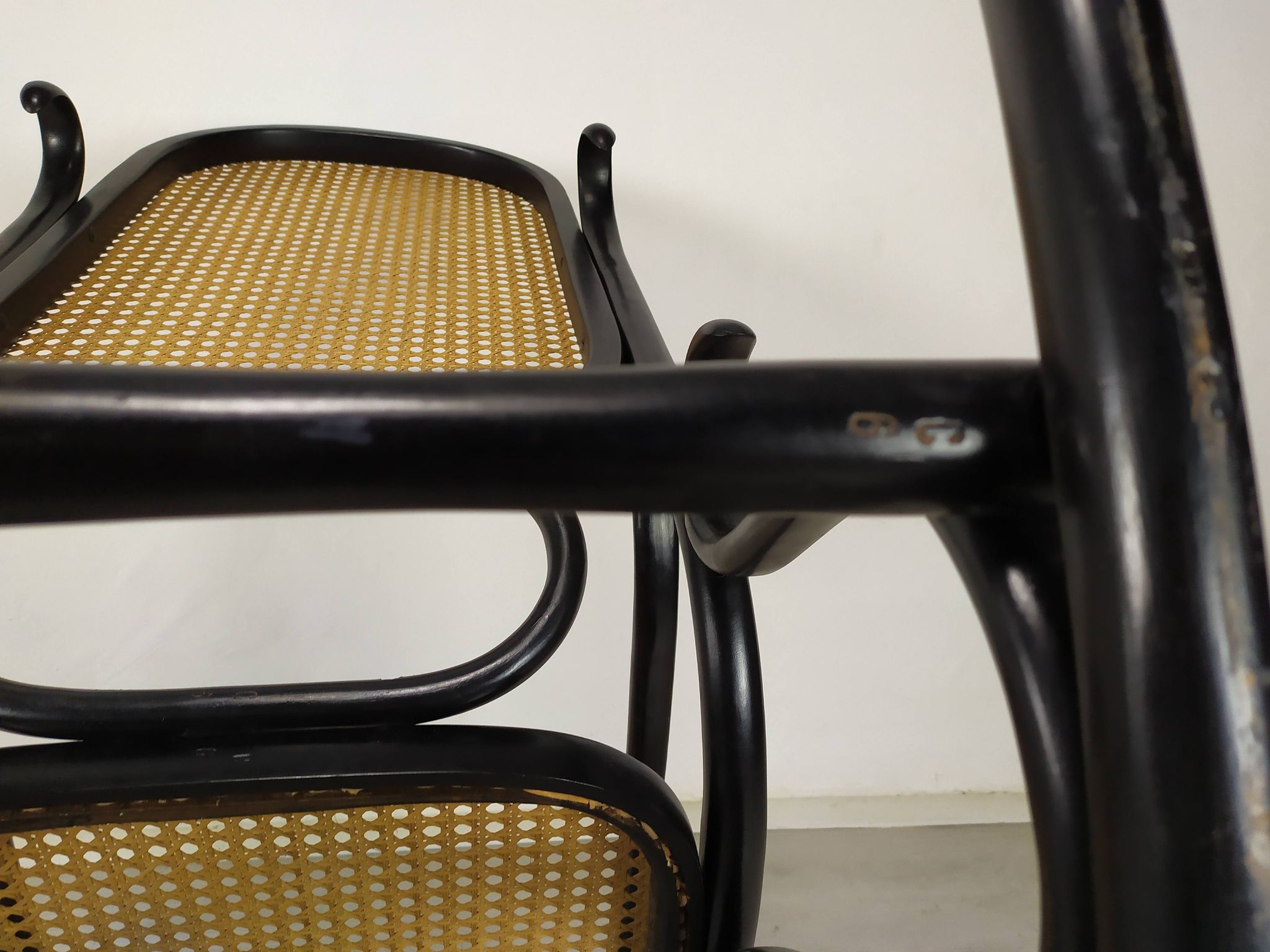 Rocking-chair curved wood
