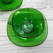 Ensemble de 4 tasses et soucoupes en verre vert Vereco