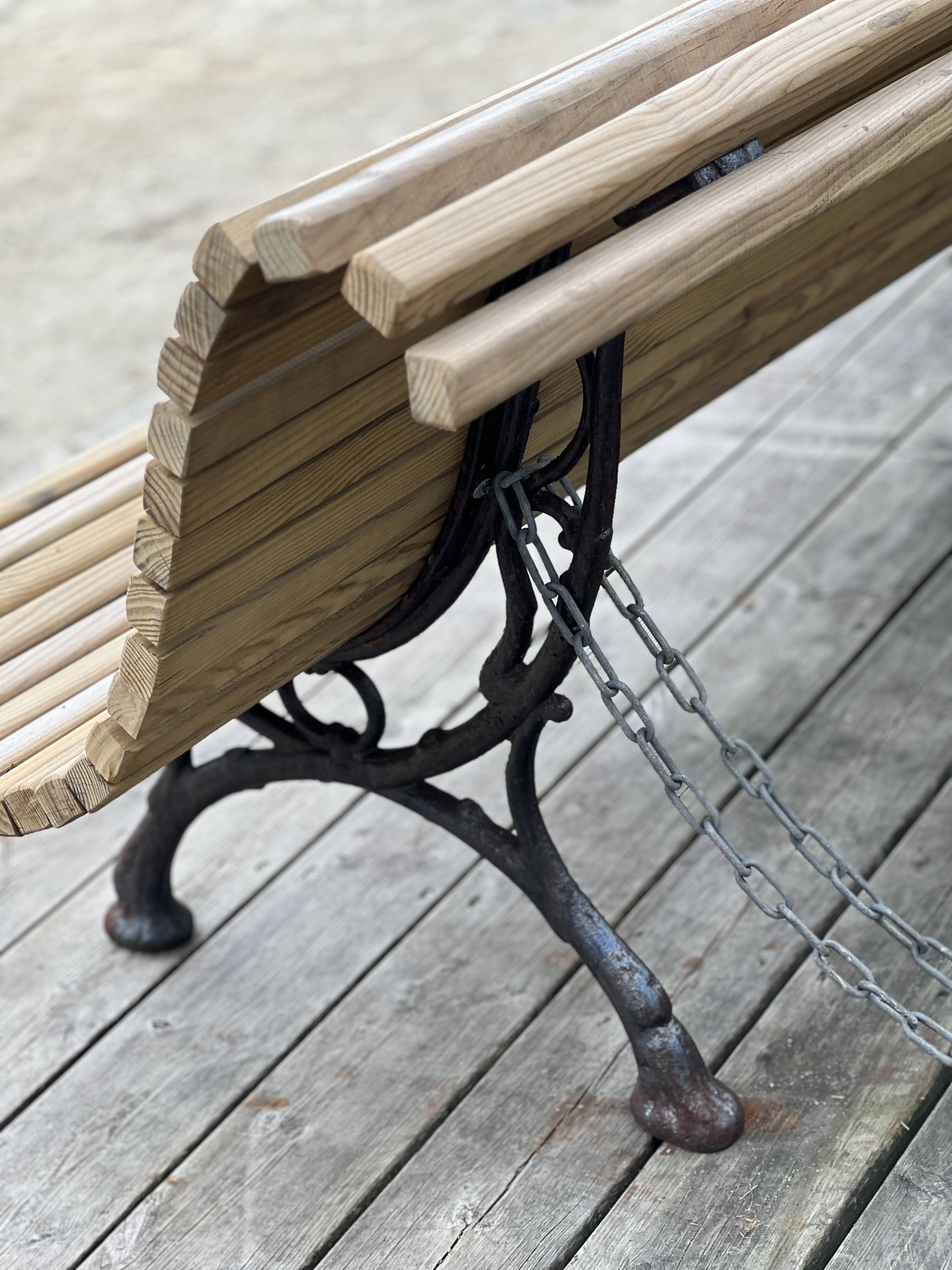 Garden bench