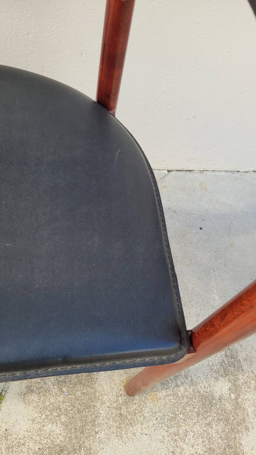 Pair of Scandinavian designer armchairs - 1970s