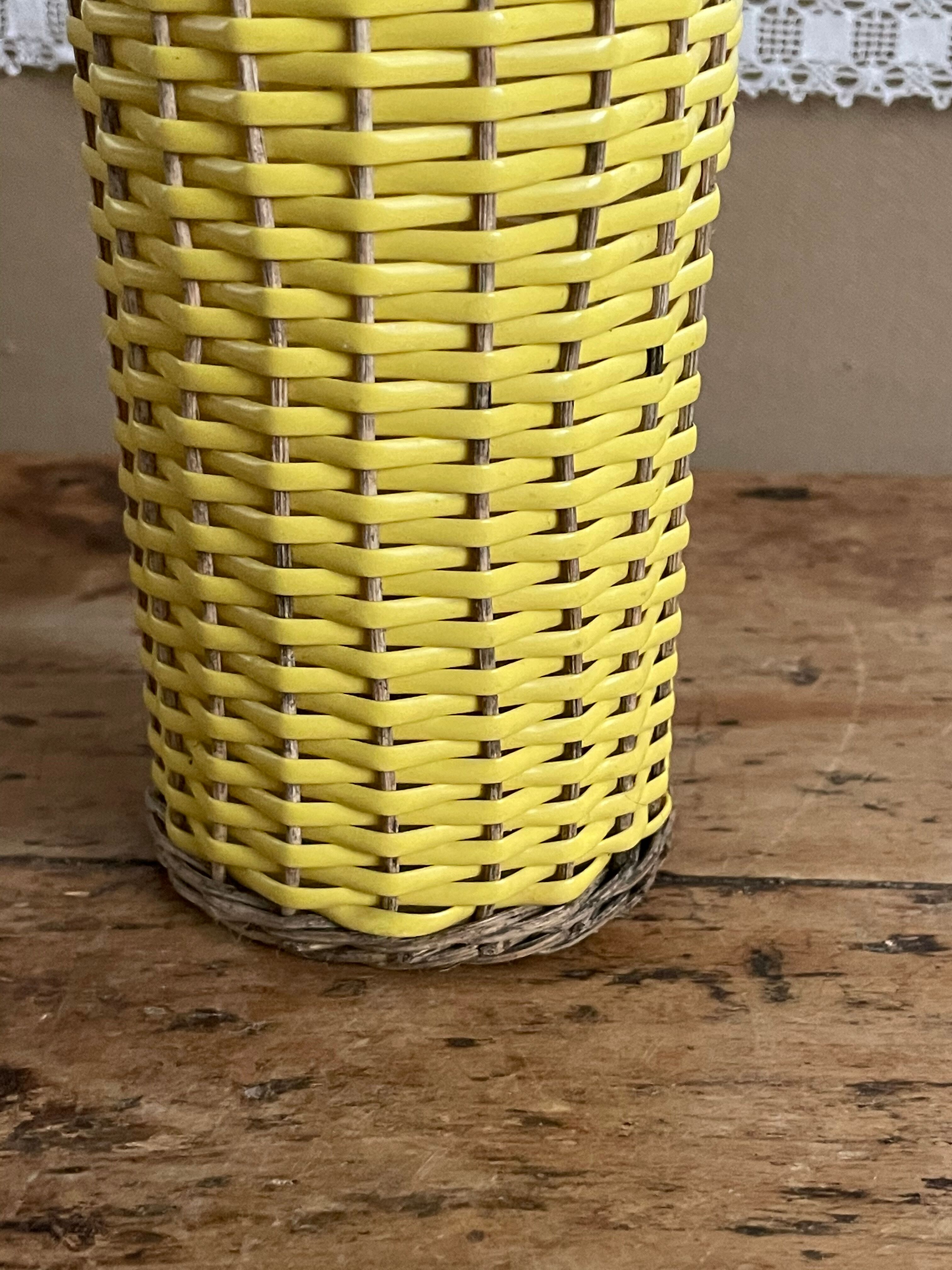 Bottle scoubidou year 60