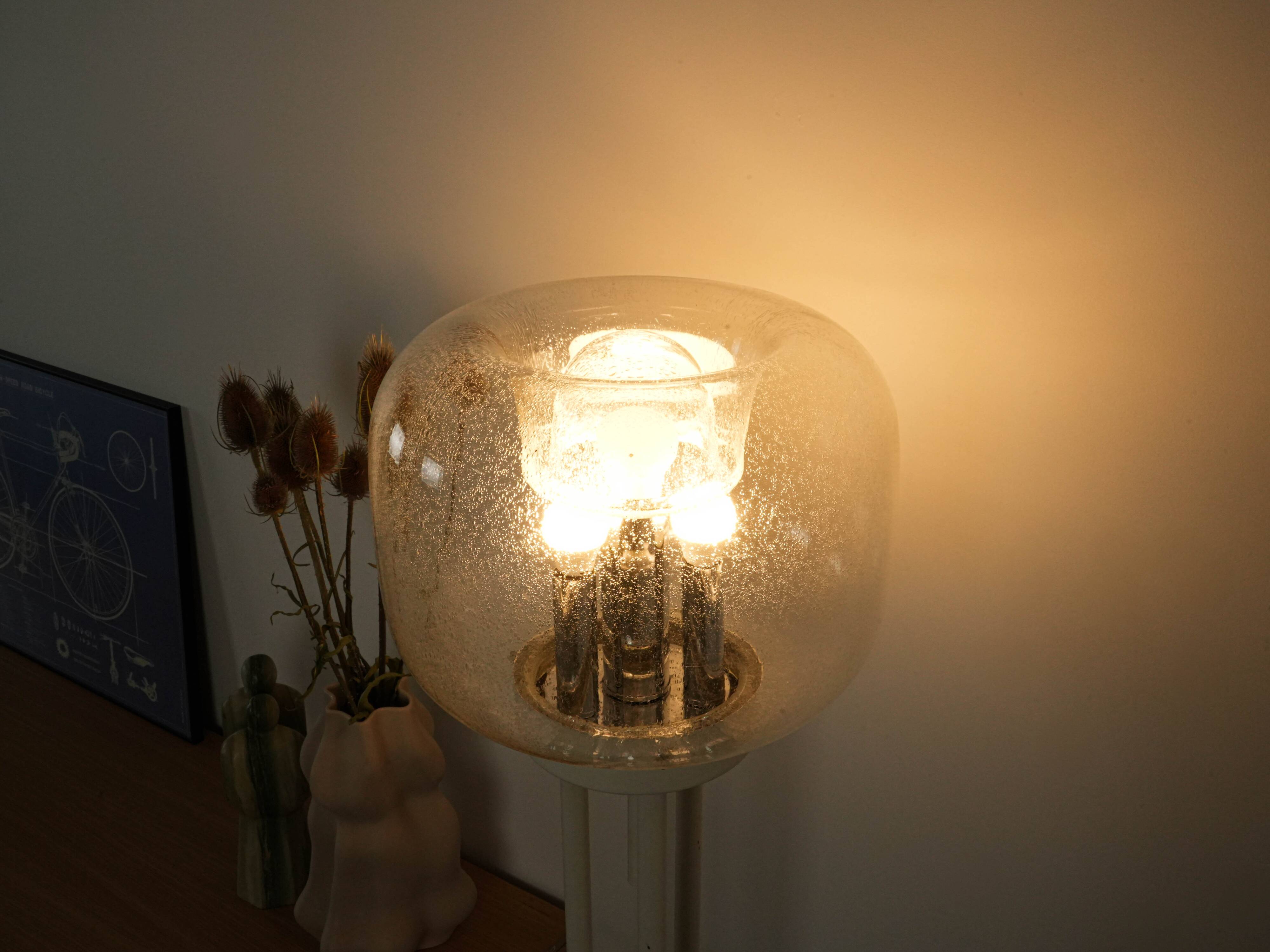 Lampadaire, verre de Murano, design italien, années 1970, fabriqué en Italie