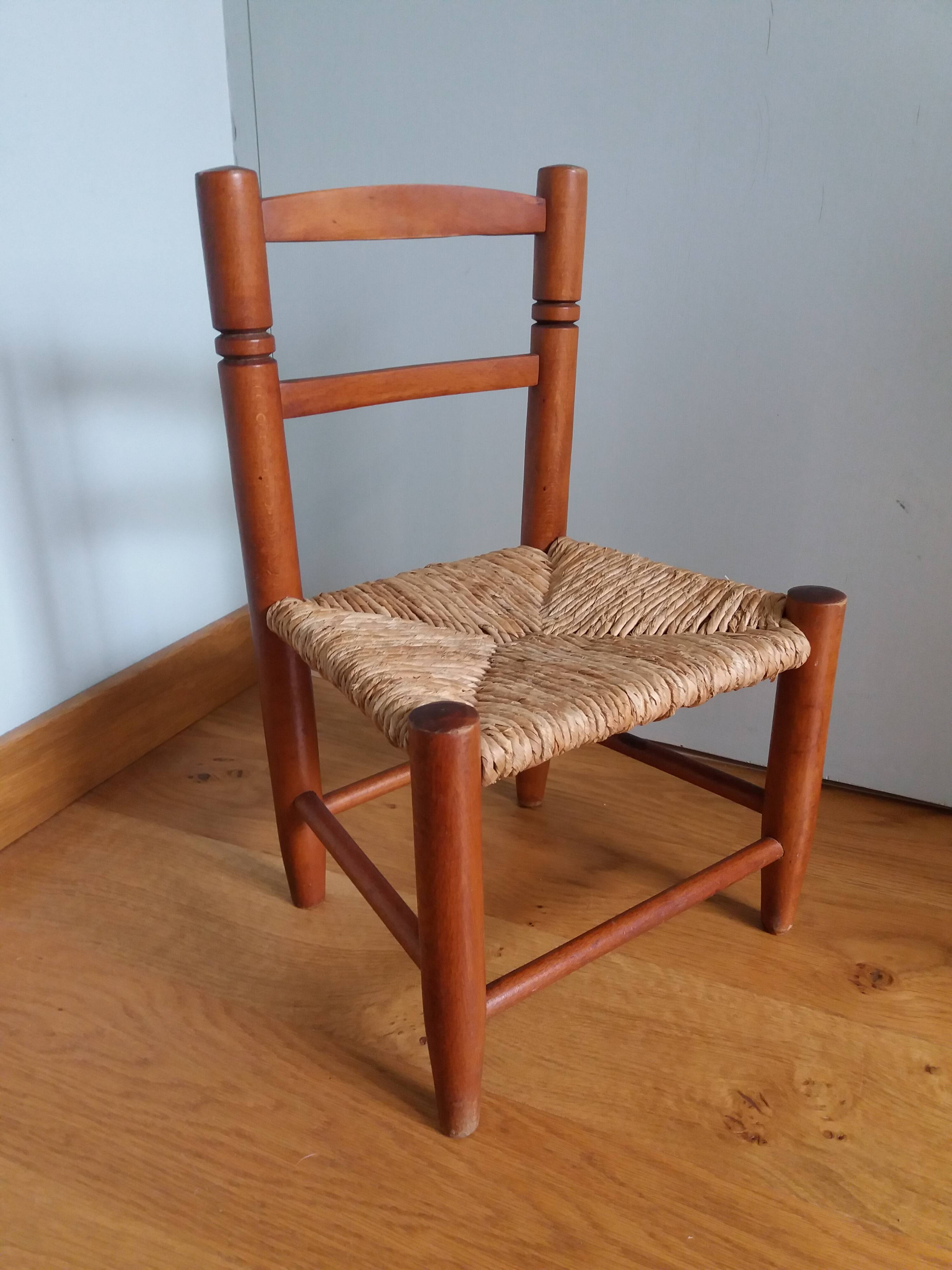 Children's straw chair
