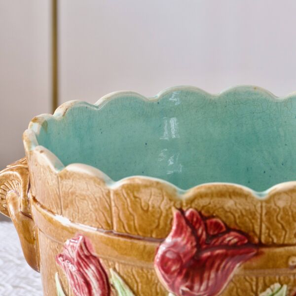 Grand cache-pot en barbotine de Wasmuel Art Nouveau XIXe