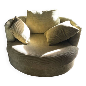 Round sofa