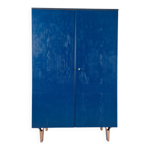 garde-robe vintage en