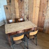 Farm table