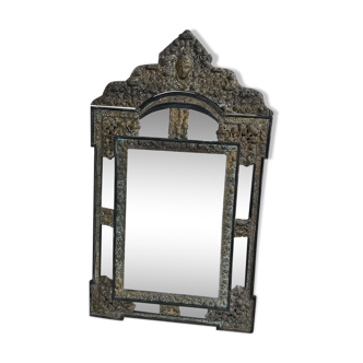 Miroir en laiton et bois noirci de style louis xiii vers 1880 h : 149 cm