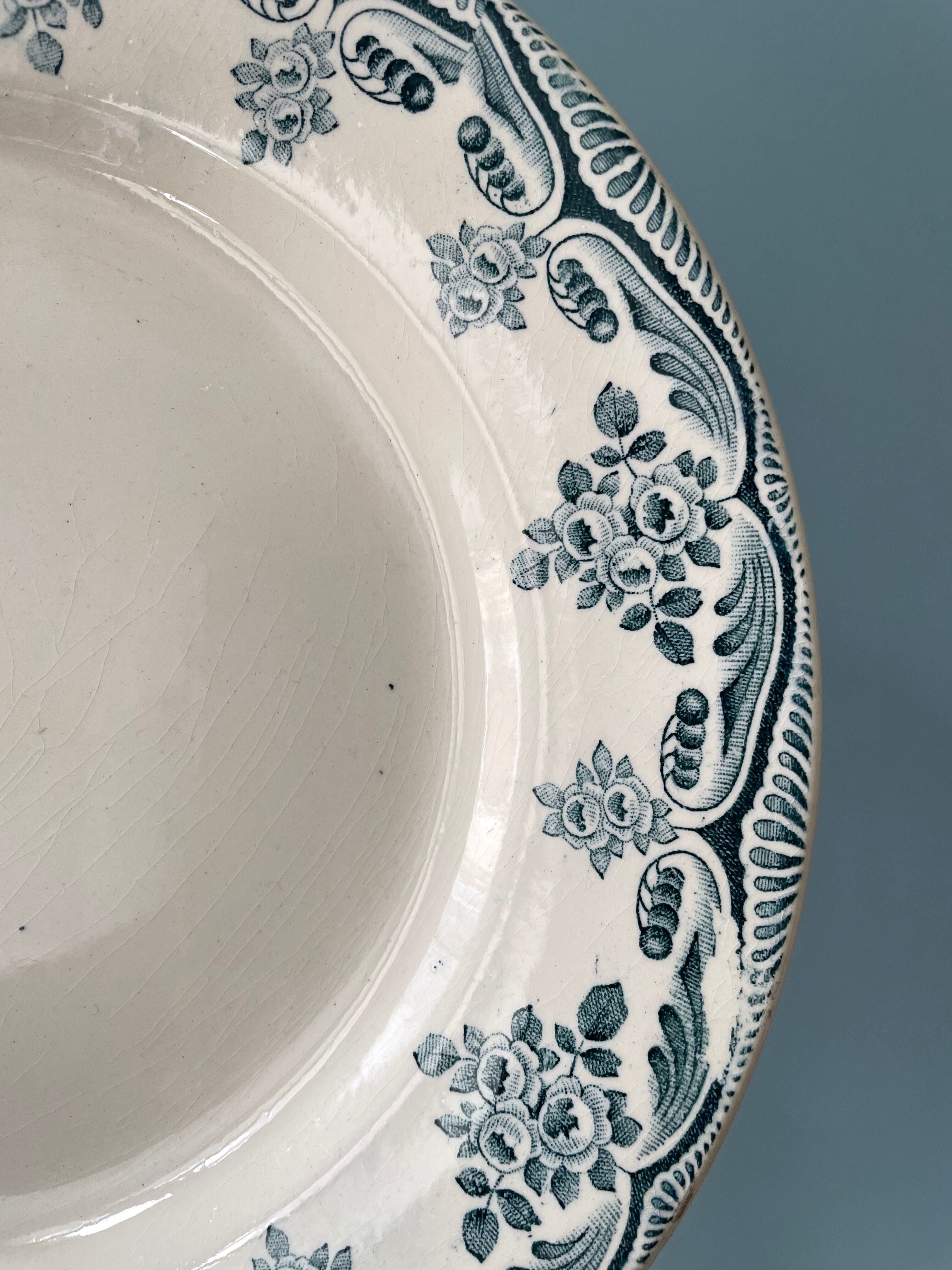 Set of 6 small plates Terre de Fer Choisy le Roi, Bordeaux collection
