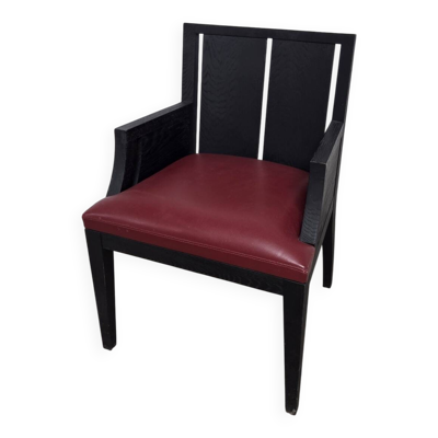 Fauteuil Philippe Hurel Modèle Wallis en cuir rouge et hêtre noir