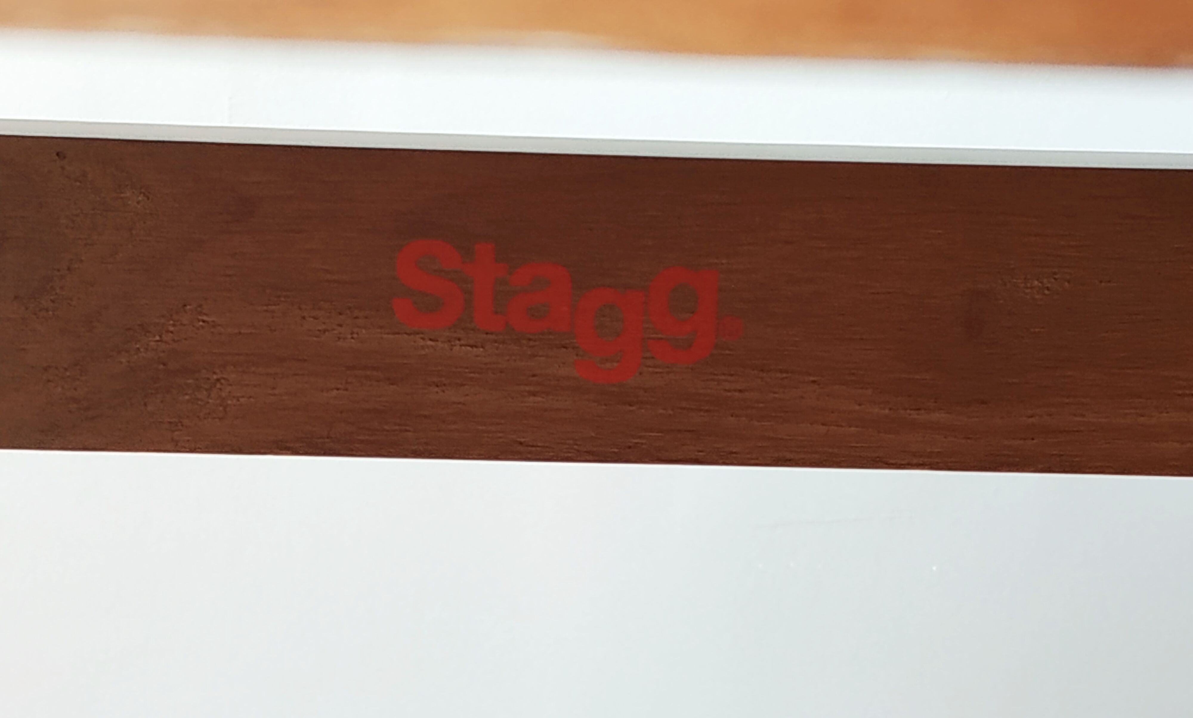 Tabouret de piano marque Stagg