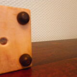 Art deco table lamp 1920/1940, marble, opaline, regulated swan