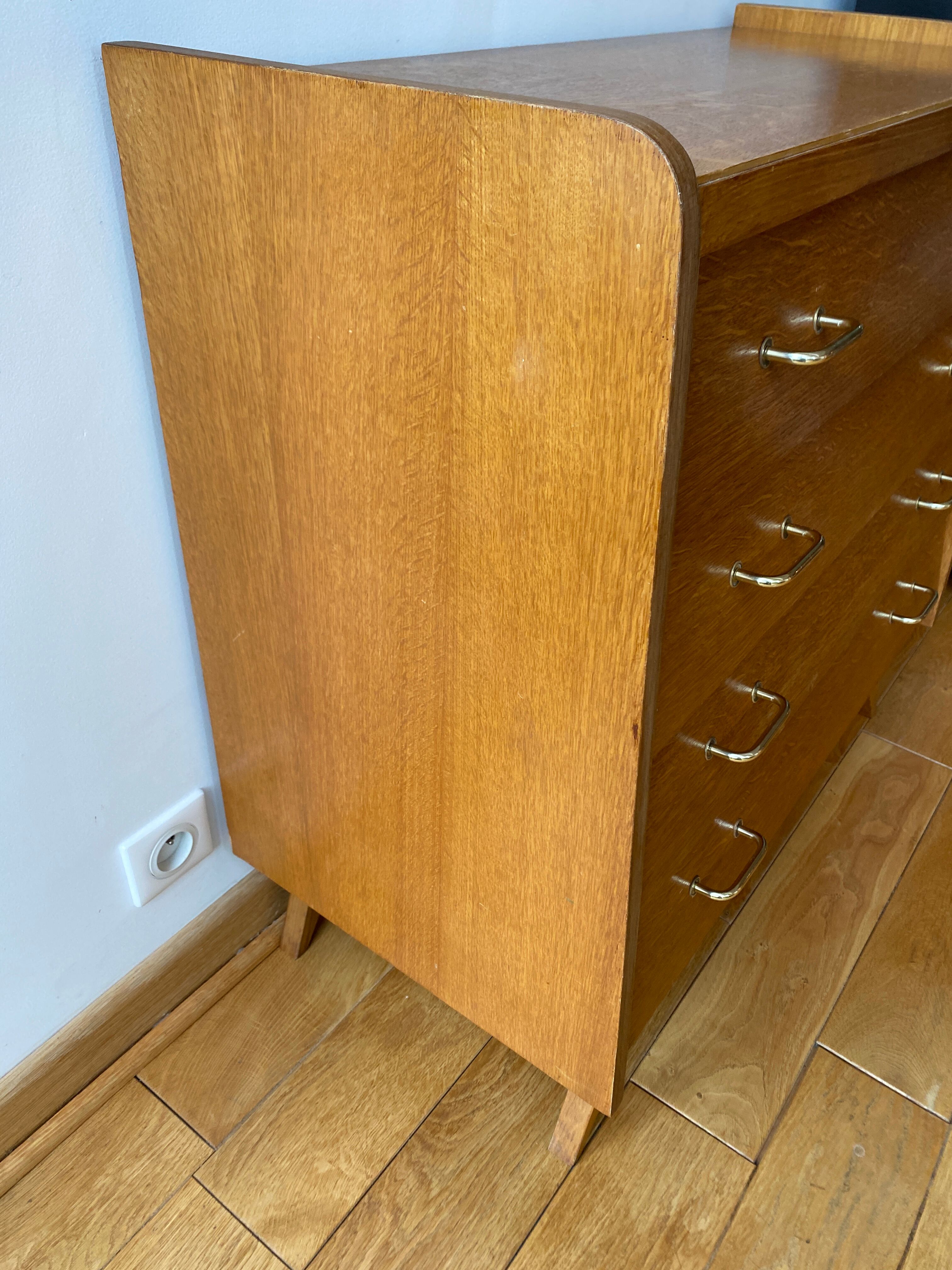 Chest of drawers vintage feet compass