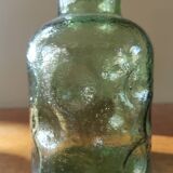 Paire de carafes en verre vert, années 70