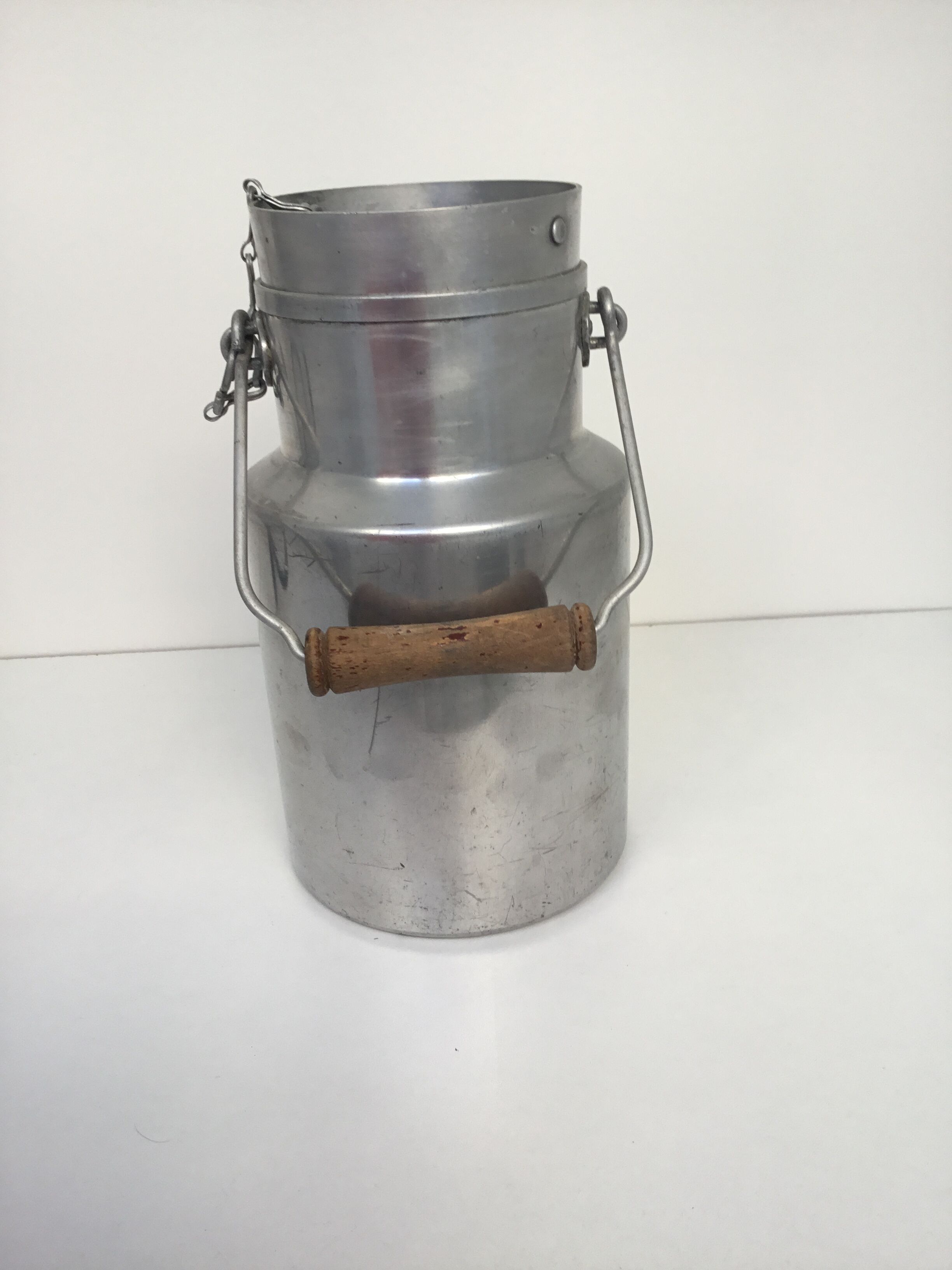Tin milk jar