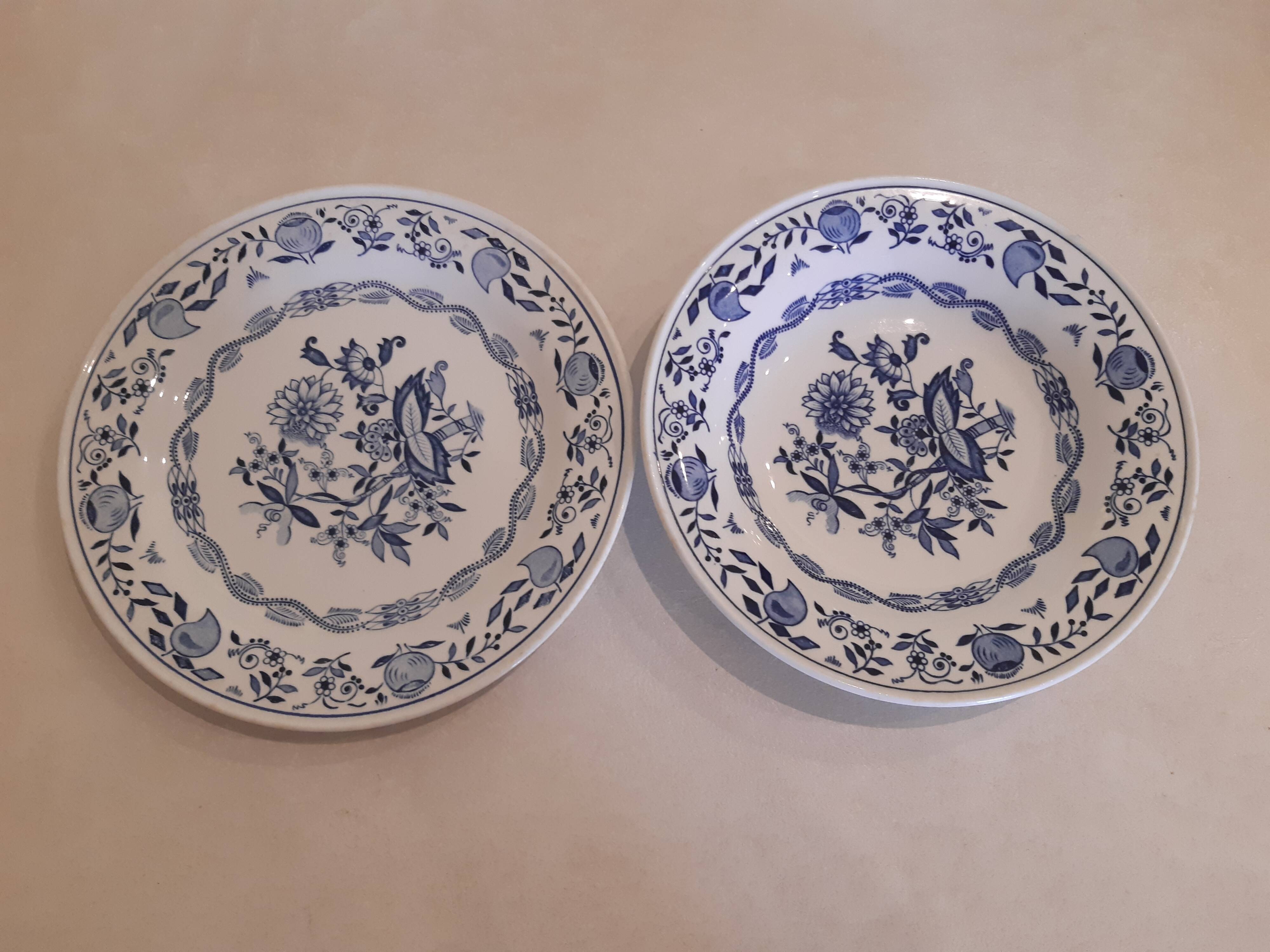 Set of two plates, flat and deep, with a country blue decoration.