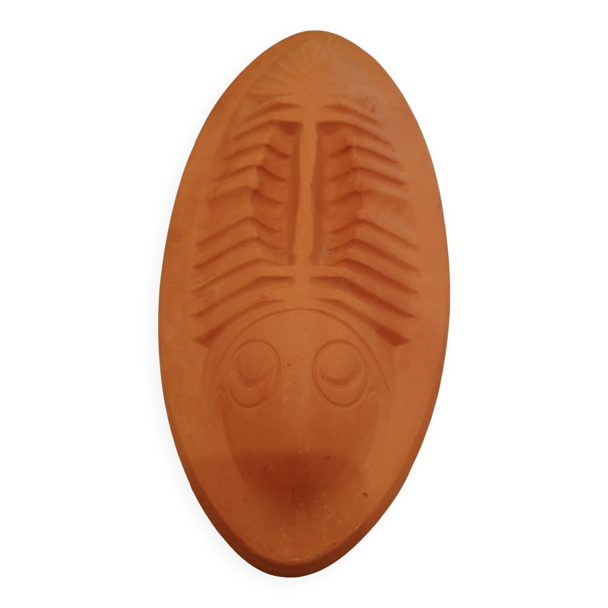 Fish shaped terracotta cooking dish