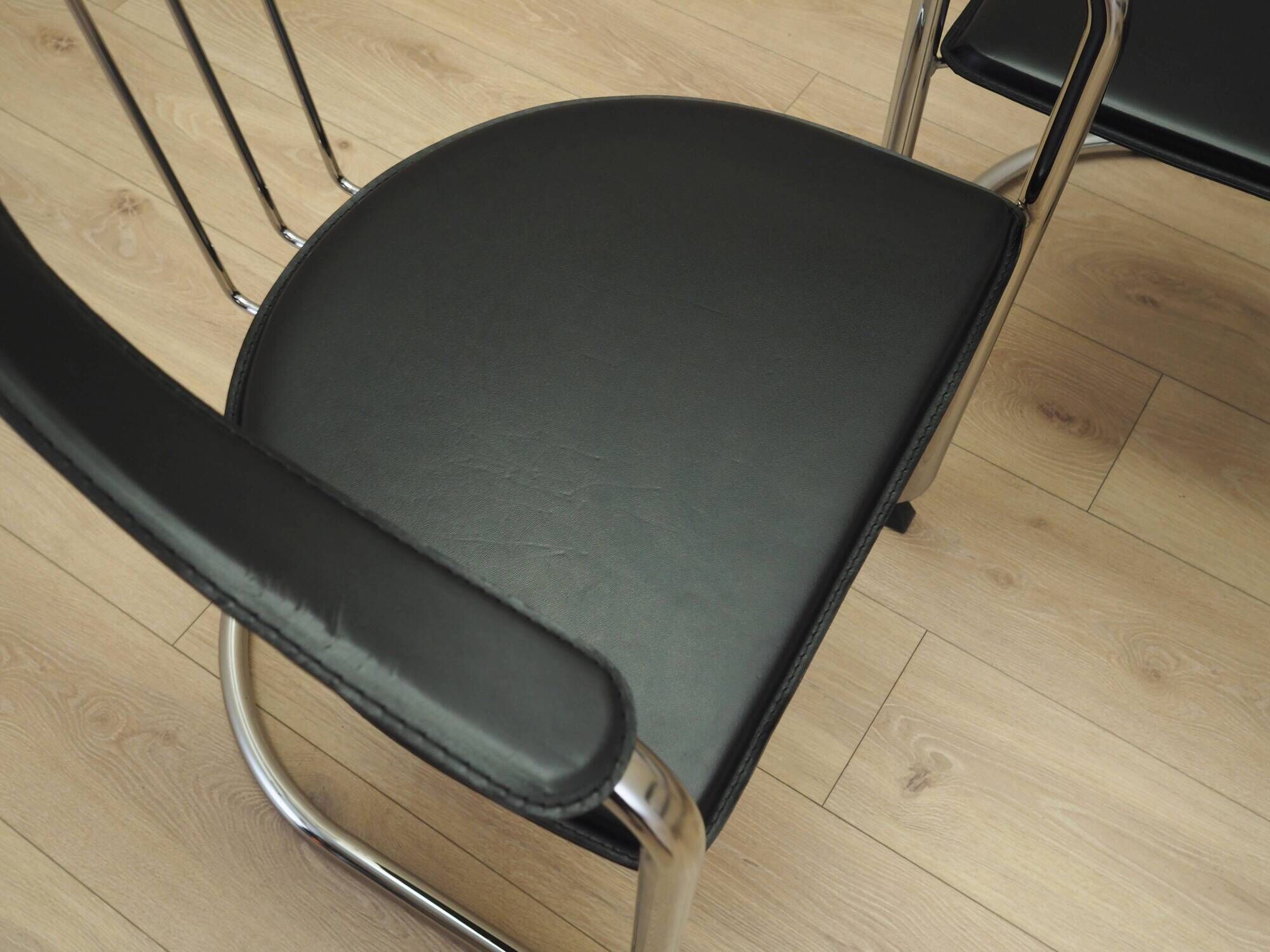 Set of four chairs, Italian design, 1980s, production: Italy