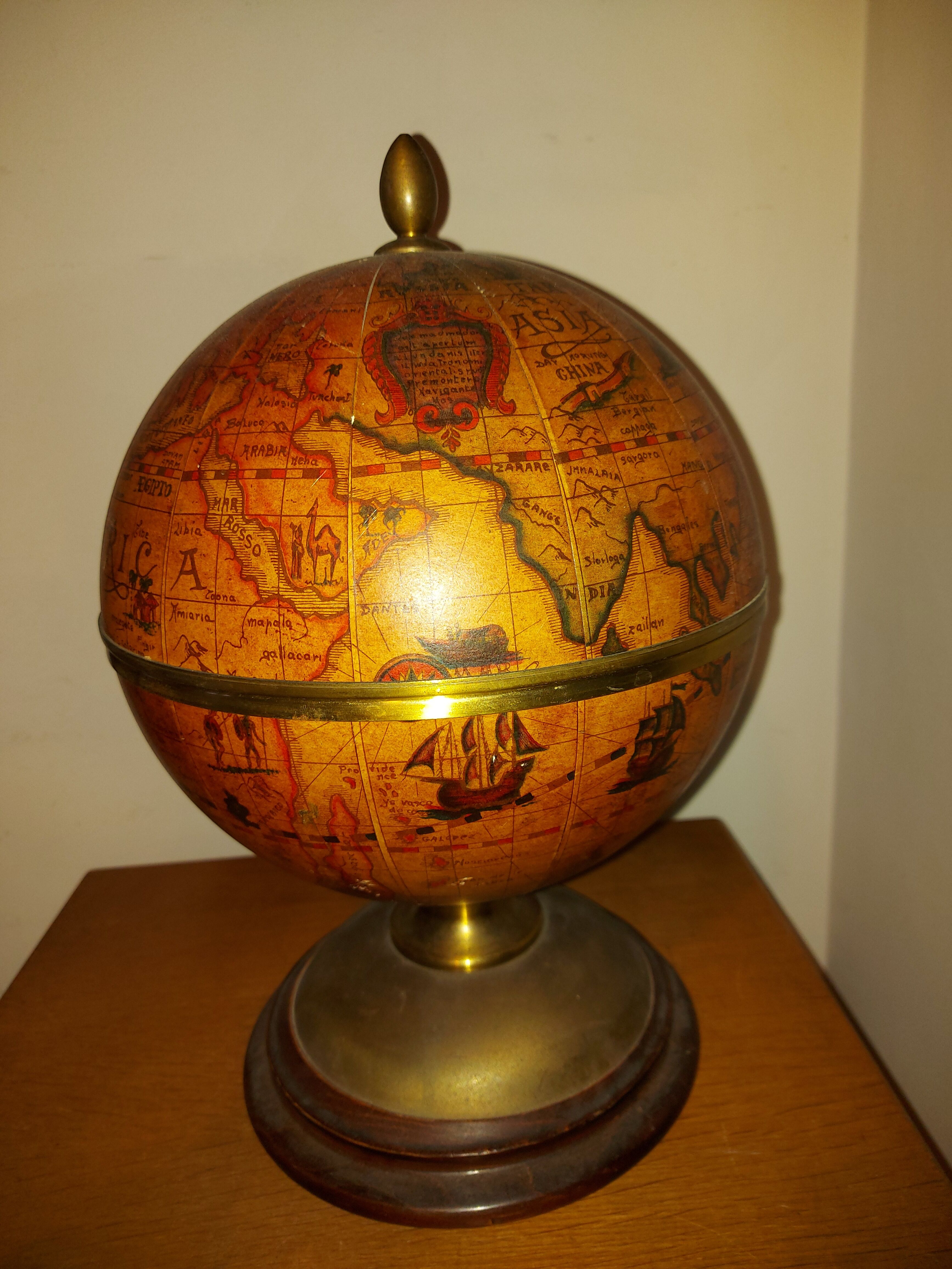 Vintage ice bucket (made in italy) Globe Earth, world map