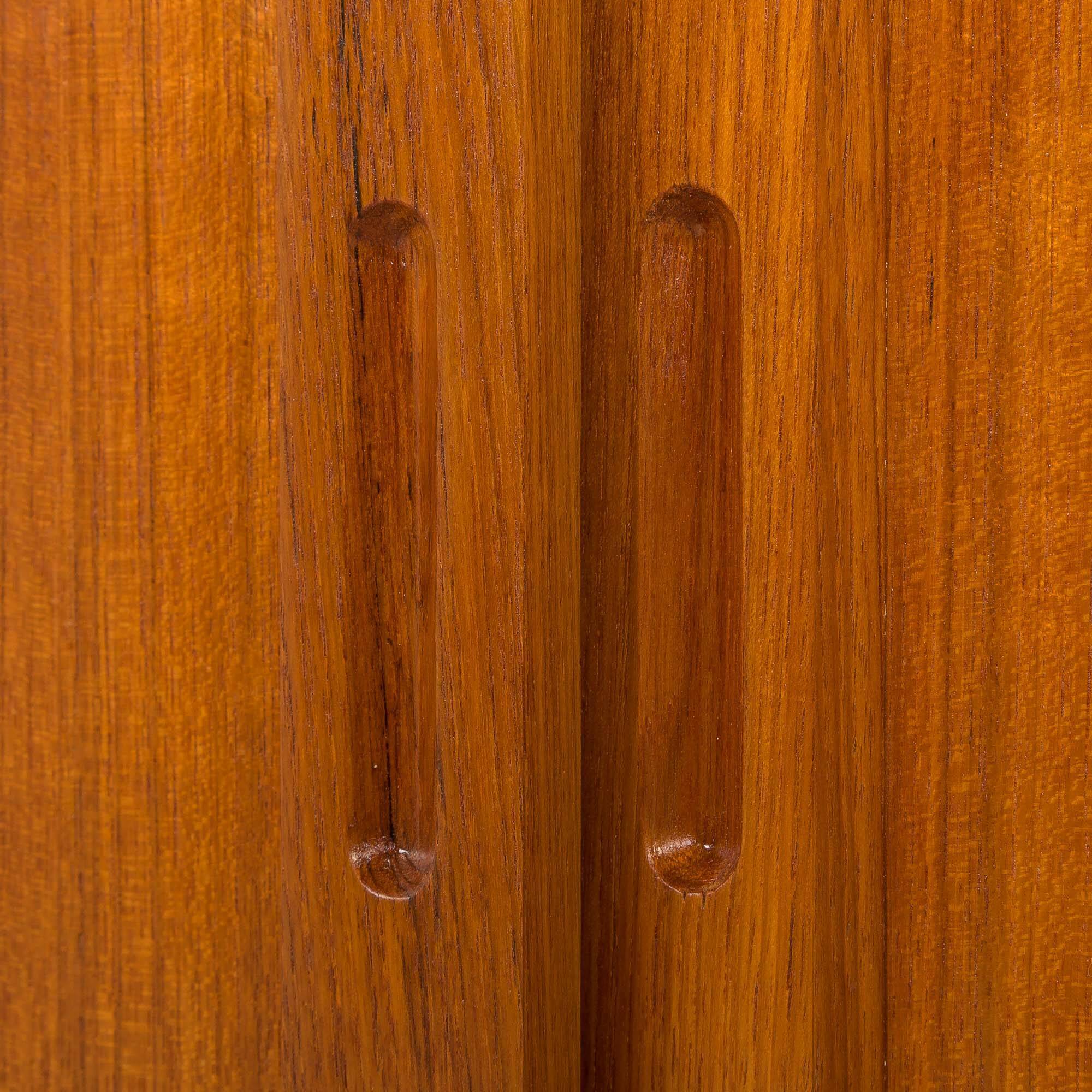 Small Scandinavian teak sideboard, 1970s