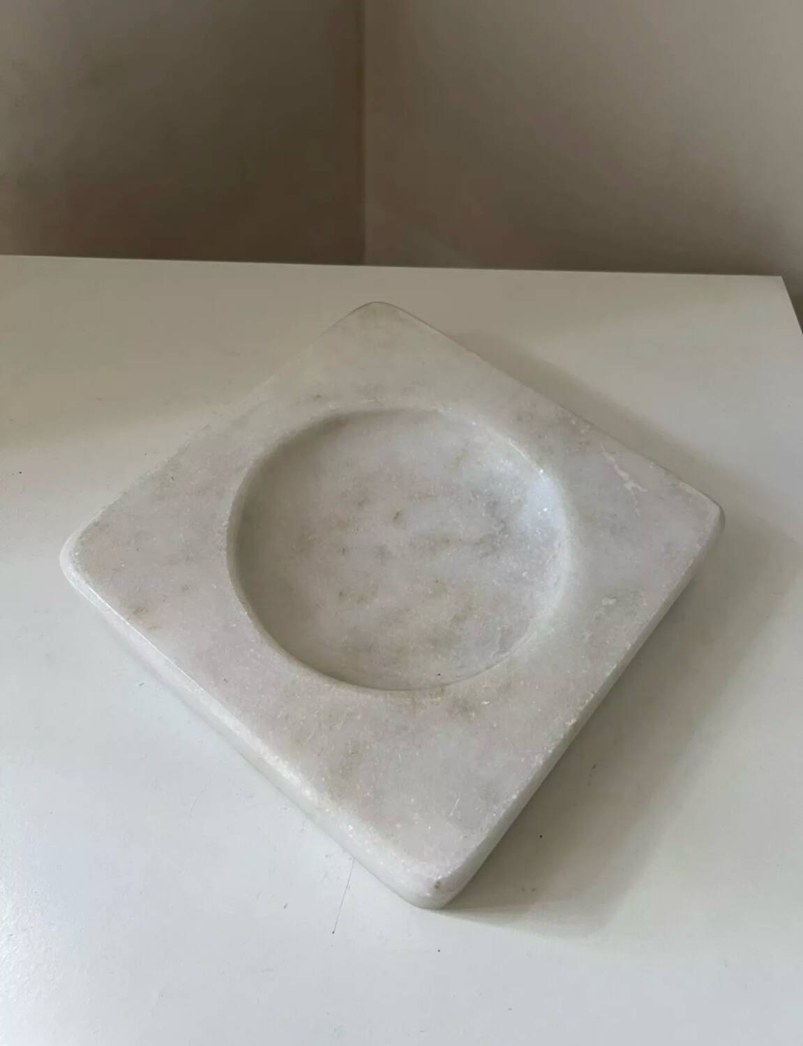 Vintage Italian hard stone white marble empty pocket