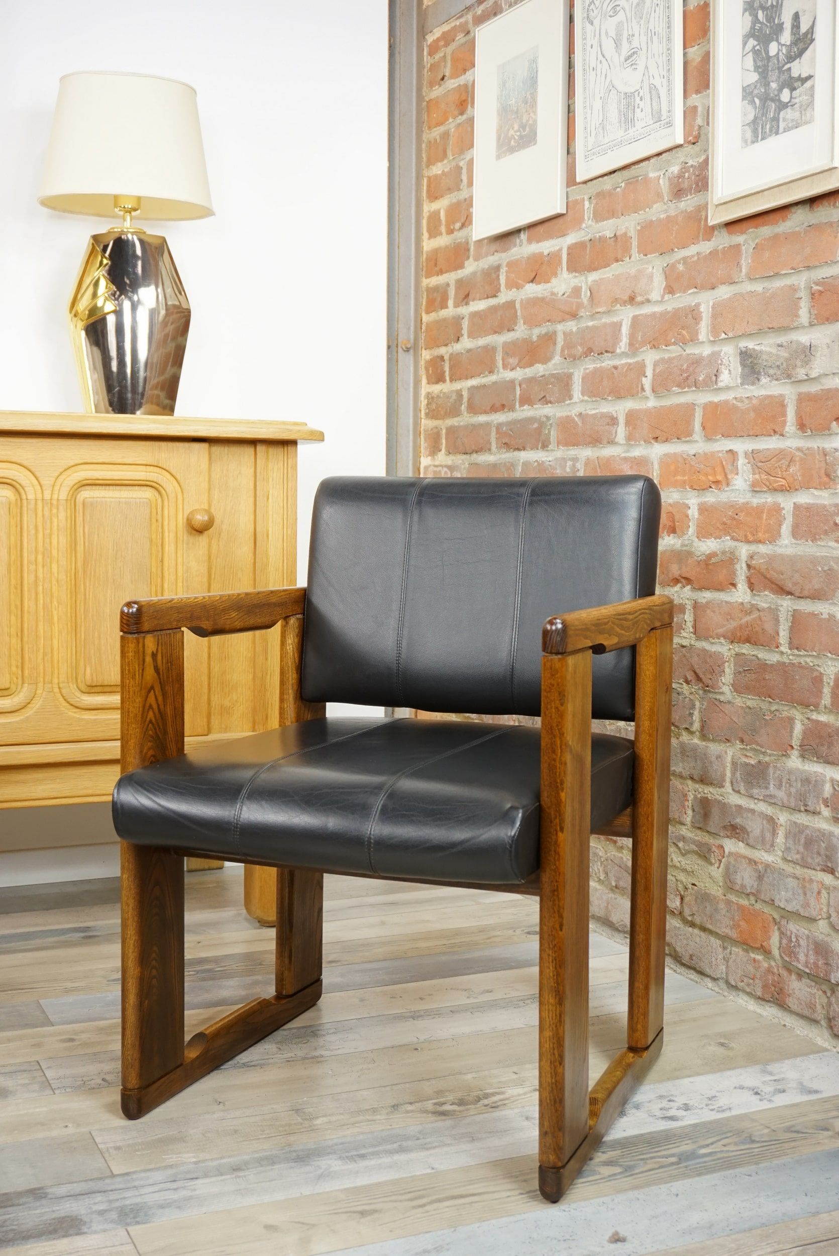 Pair of Italian design armchairs by Afra & Tobia Scarpa model Dialogo 1970
