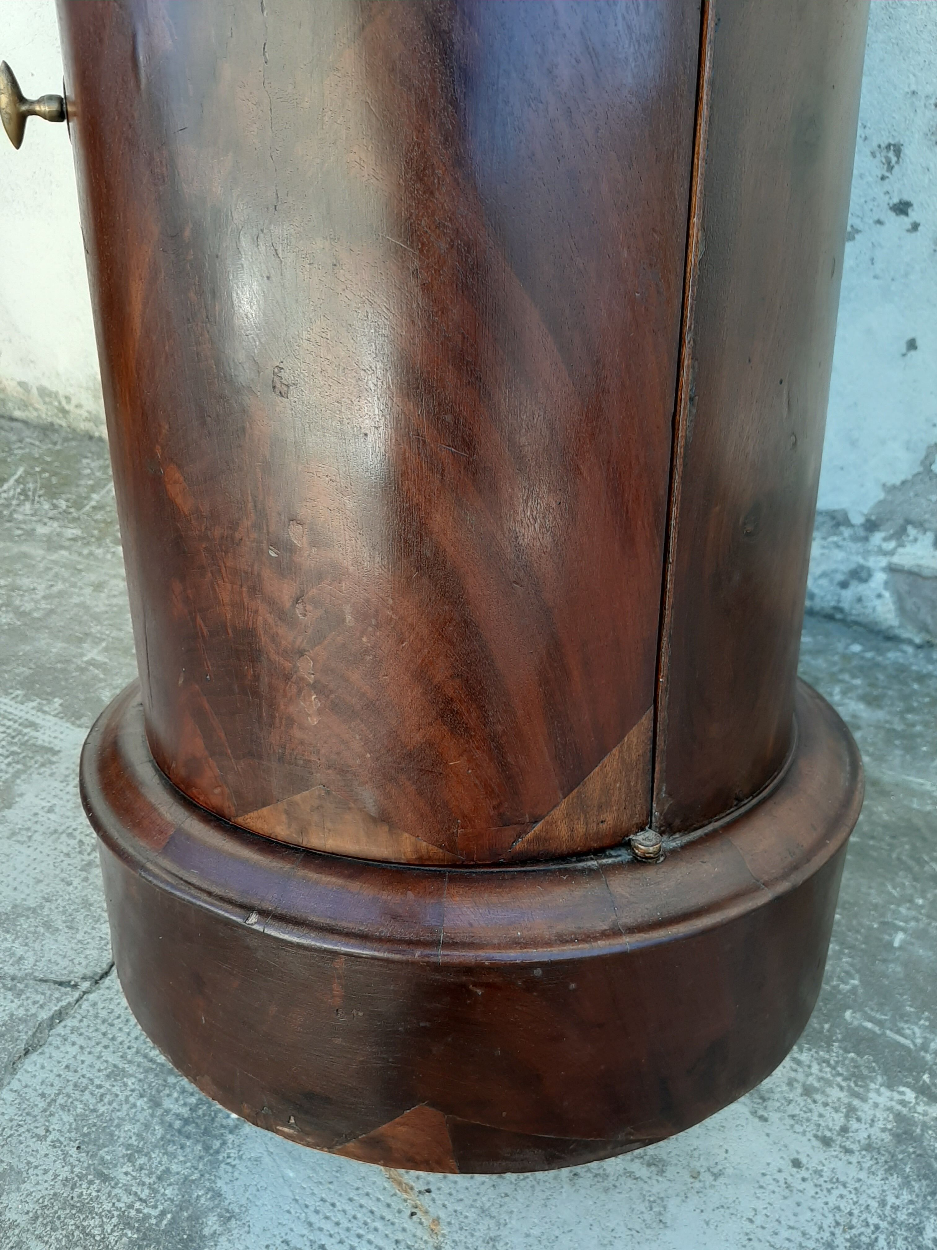 Chevet says Somno Empire 1900