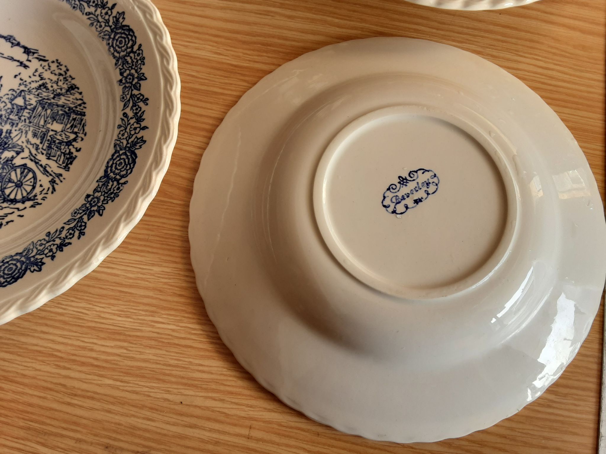 4 beverley english earthenware hollow plates