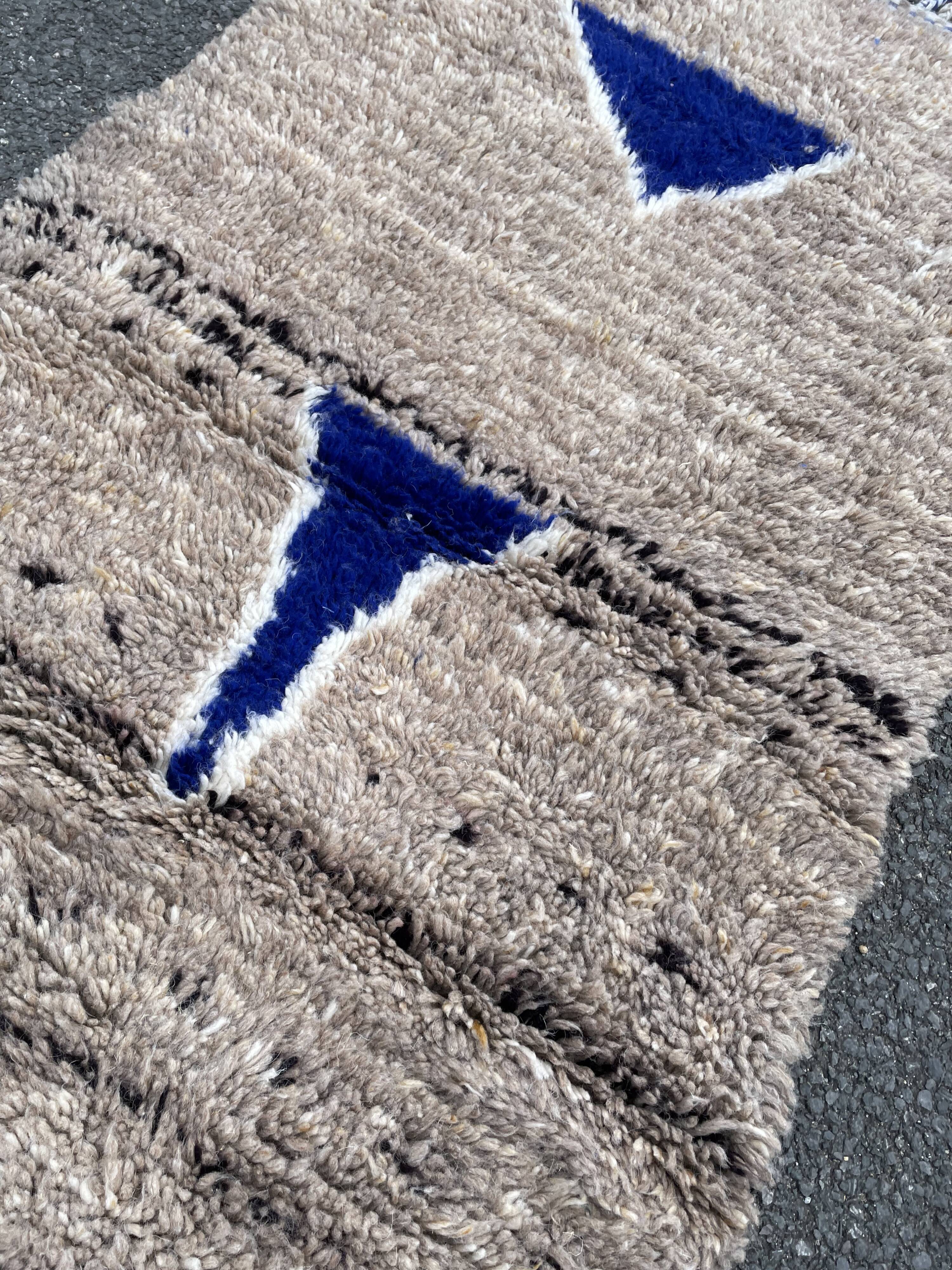 Moroccan wool hallway carpet 85x310 cm