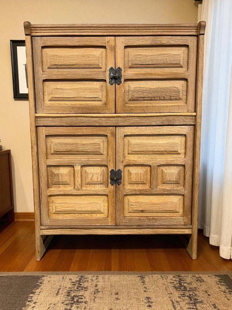 Vintage solid oak 'Depuydt' wardrobe