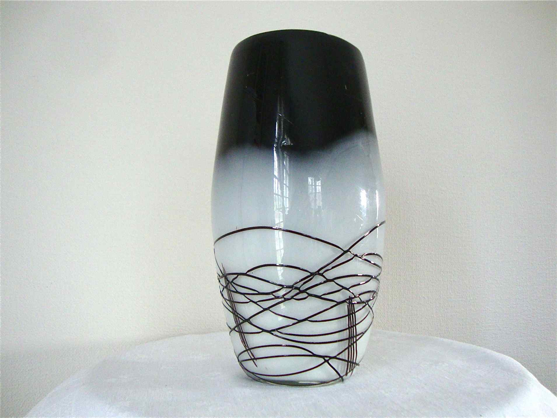 Murano graphic vase