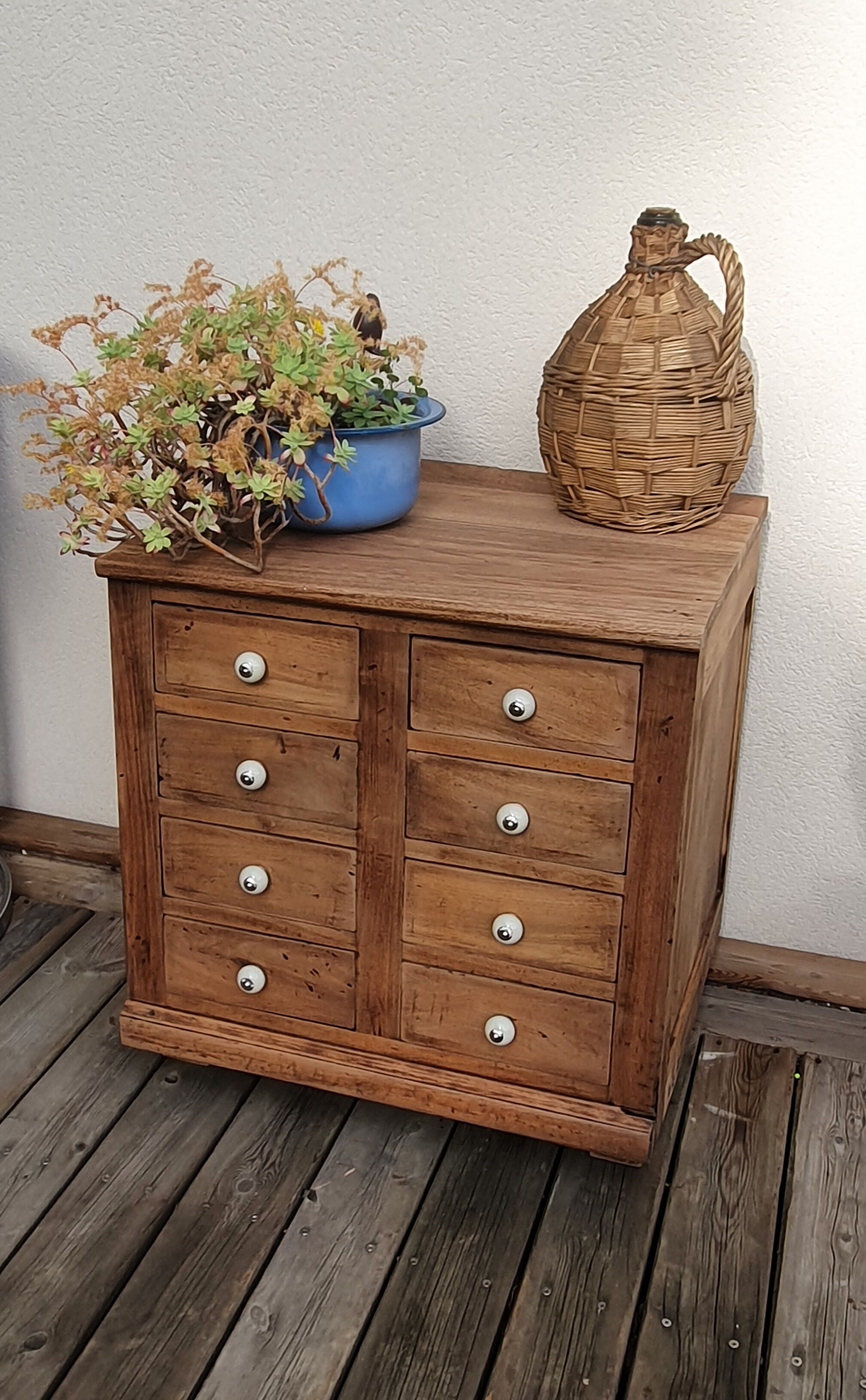 Meuble ancien